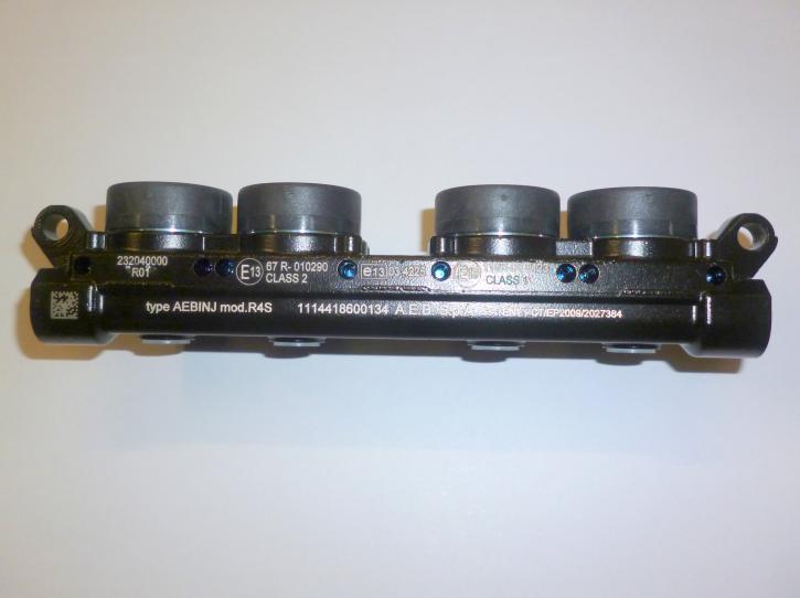 AEB 4 Zylinder Injektorleiste inkl. Temperatursensor   67R-01029